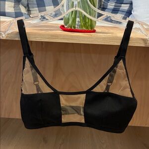 Undress Code Illusion Bra Fits like a size Small!!!